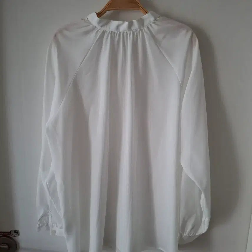 [SOLD OUT] 화이트 블라우스55~66반