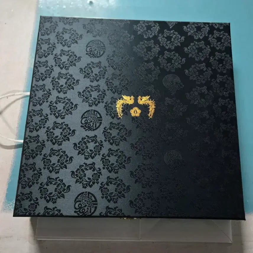[BUNJANG] Cheong Wa Dae Phoenix Pattern Plate - President Lee Myung-bak Calligraphy / 청와대 봉황무늬 접시. 이명박 대통령 서예작품. 미사용 새상품