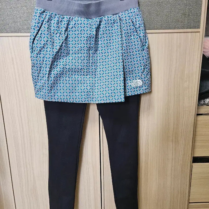 [SOLD OUT] 노스페이스 스커트 레깅스 55