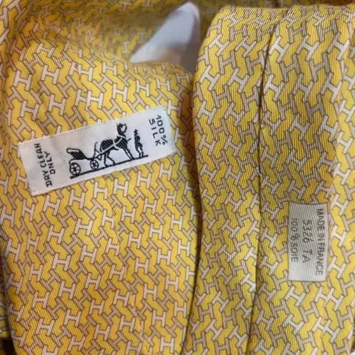 [BUNJANG] Hermès Yellow H Logo Silk Tie / 에르메스 옐로우 H 로고 실크 넥타이