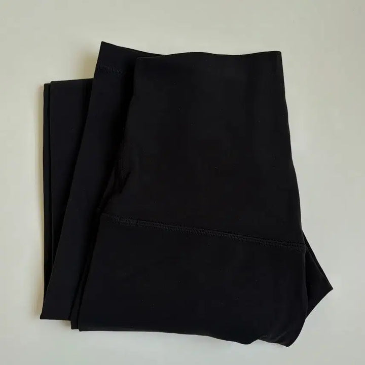 [SOLD OUT] 룰루레몬 레깅스 (블랙) 얼라인 6