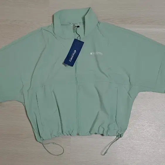 [SOLD OUT] [새상품_정품] 디스커버리 여성 세미크롭 바람막이 95