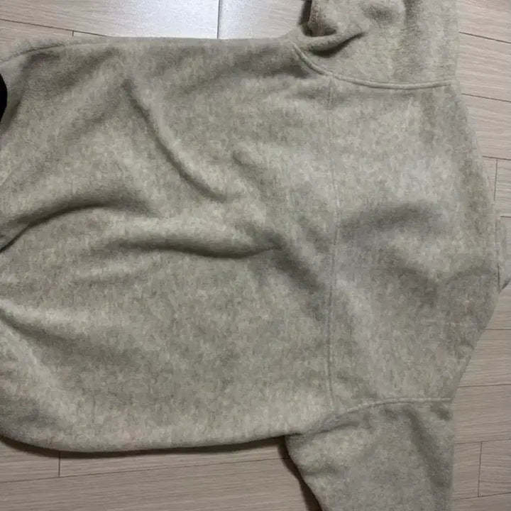 [SOLD OUT] 파타고니아 신칠라 풀오버 오트밀M