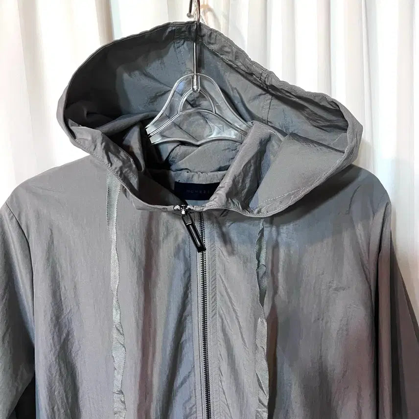 [SOLD OUT] (새상품) 모던한 그레이 셔링 바람막이 코트 자켓 점퍼 55-88