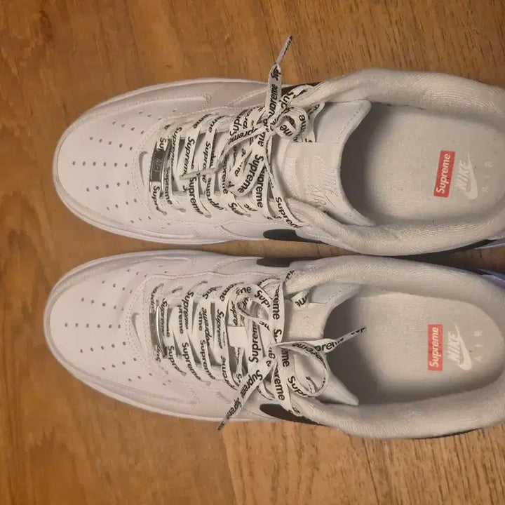[BUNJANG] Supreme Air Force 1 Low White Sneakers / 슈프림 에어포스 화이트