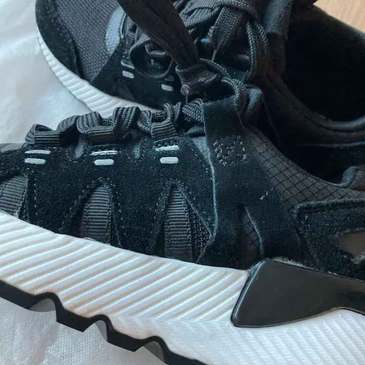 [BUNJANG] Shoopen Black Sneakers / 상태최상) 새깔창 230 블랙 슈펜 운동화