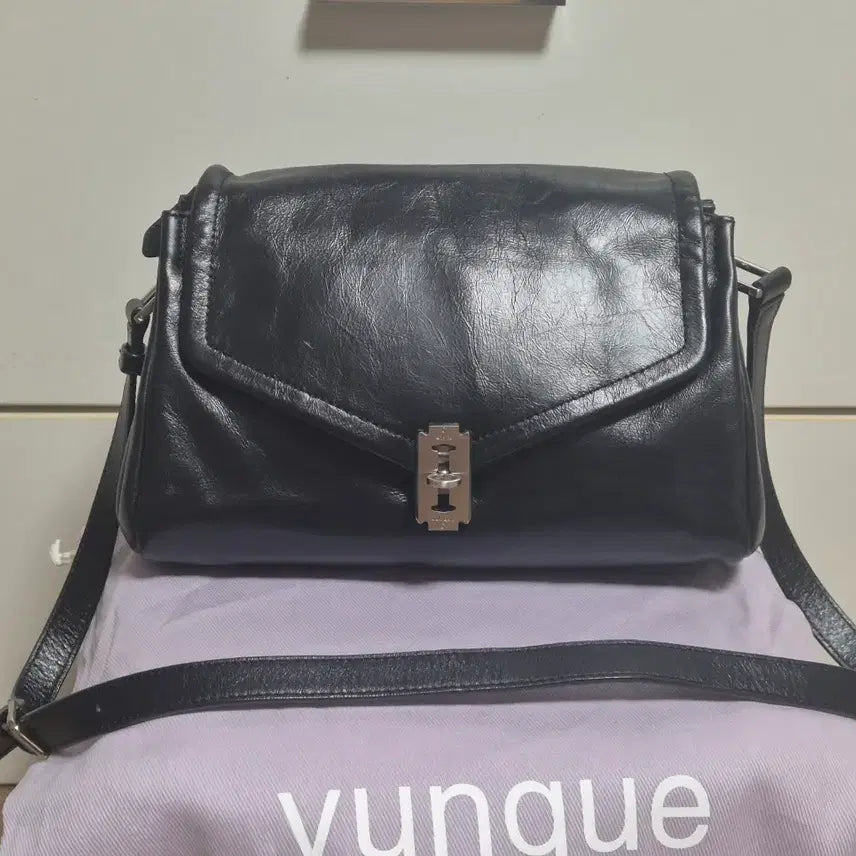 [SOLD OUT] 분크 Occam Doux Shoulder S 오캄 두 숄더 스몰 블랙