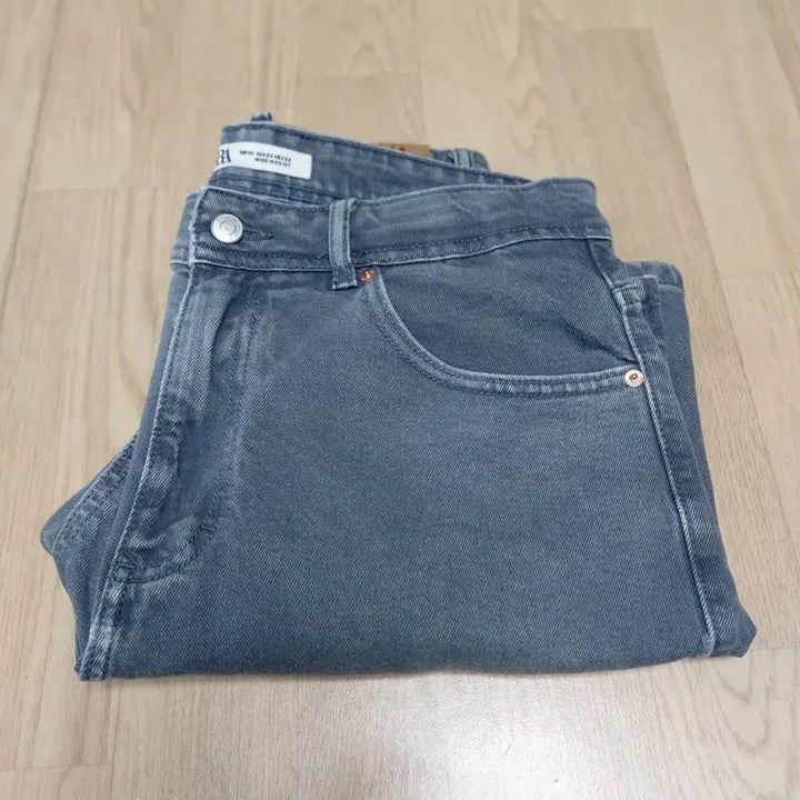 [BUNJANG] ZARA Washed Denim Shorts (Gray, Size 32) / ZARA 워싱 데님 반바지 그레이 (32사이즈)