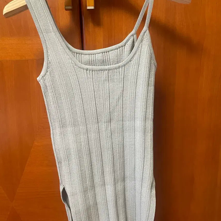 [BUNJANG] SYSTEM Ribbed Sleeveless Top / (새상품) SYSTEM 골지 민소매 탑