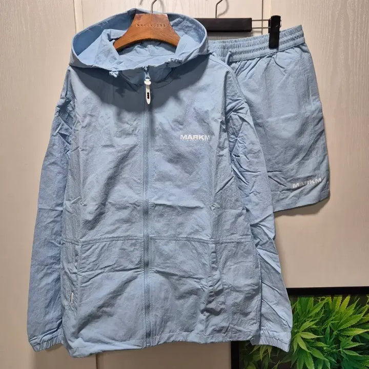 [BUNJANG] MARKM Windbreaker Setup Sky Blue / (타임세일)(새상품)MARKM 바람막이 셋업 하늘색