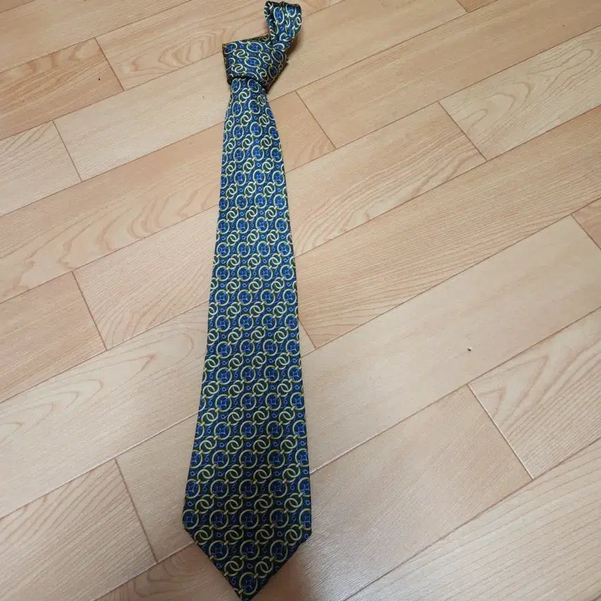 [BUNJANG] Celine Chain Pattern Tie / 셀린느 넥타이