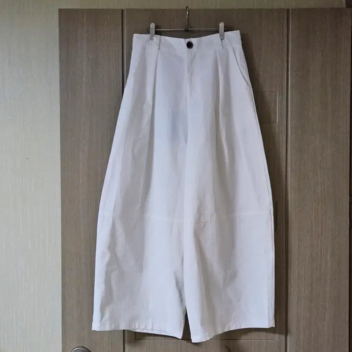 [SOLD OUT] 화이트 와이드 팬츠 통바지 55~66  밴딩 새상품