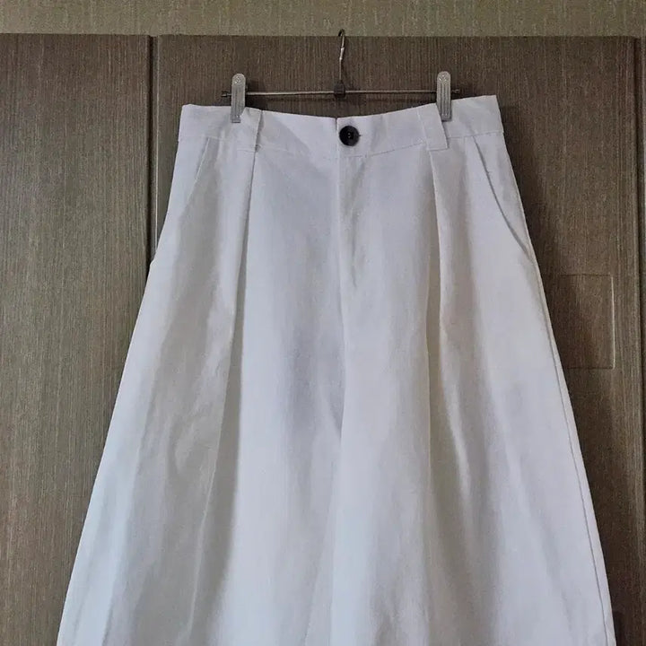 [SOLD OUT] 화이트 와이드 팬츠 통바지 55~66  밴딩 새상품