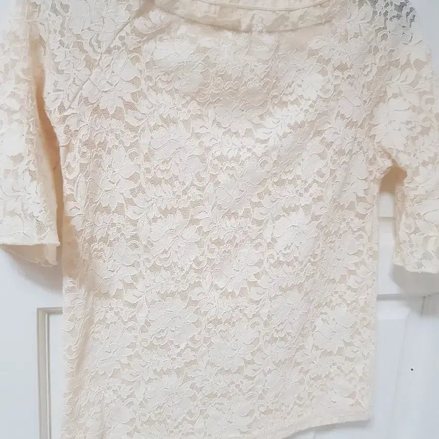 [BUNJANG] Ivory Lace Short Sleeve Blouse (Size 55) / 아이보리 레이스 반팔 블라우스(55)미사용