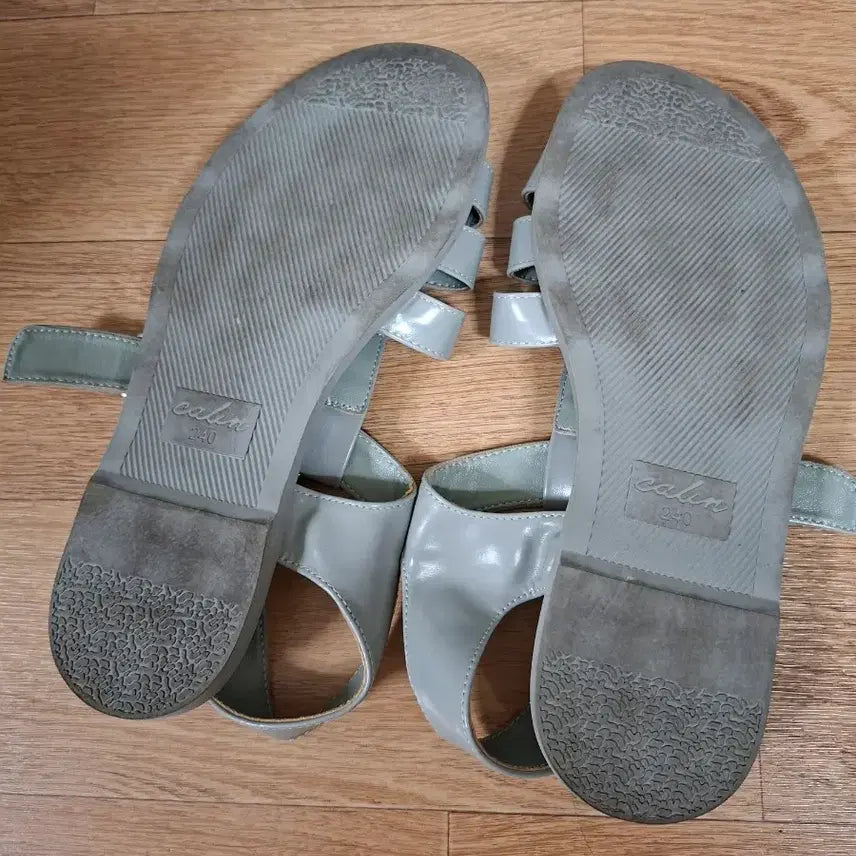 [BUNJANG] Kaelrang Silver Strap Sandals / 꺌랑 샌들