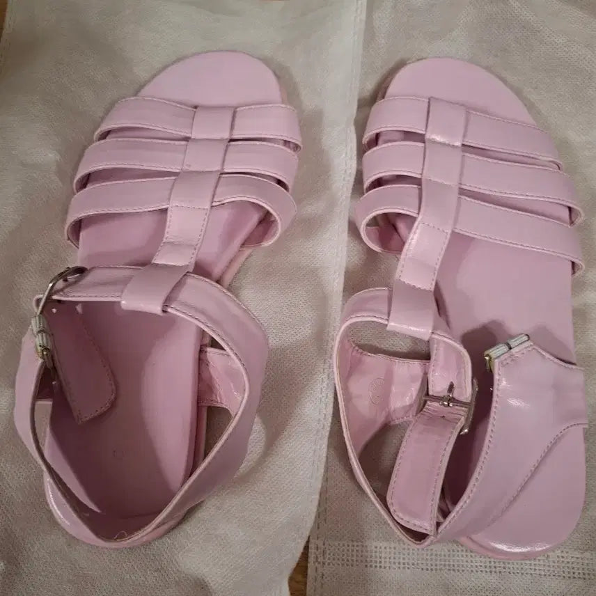 [BUNJANG] Kaelrang Silver Strap Sandals / 꺌랑 샌들