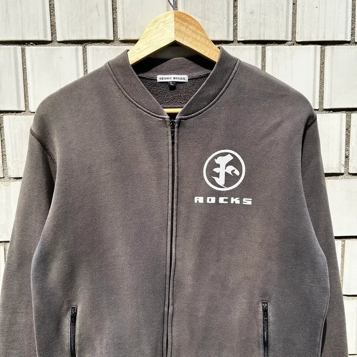 [BUNJANG] Ozone Community Fading Sweat Zip-up / 오존 커뮤니티 페이딩 스웻집업