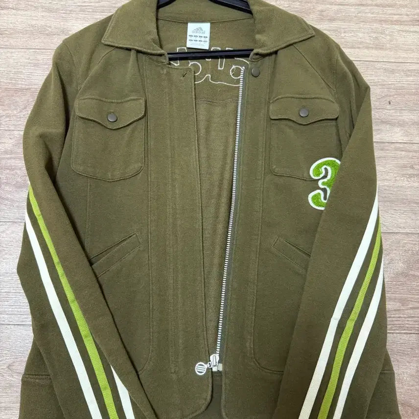 [BUNJANG] Adidas Y2k Khaki Jacket / 빈티지 y2k 아디다스 카키 자켓