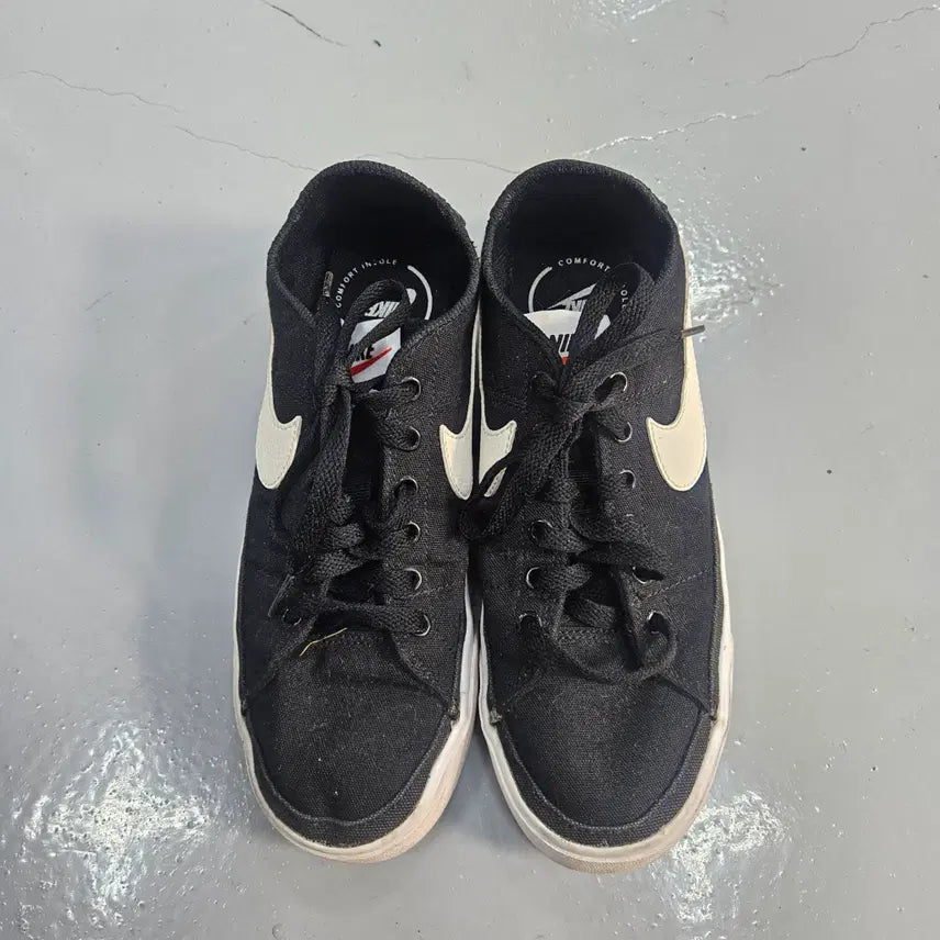 [BUNJANG] Nike Code Legacy Sneakers / 240 나이키 코드 레거시 스니커즈 0415Y