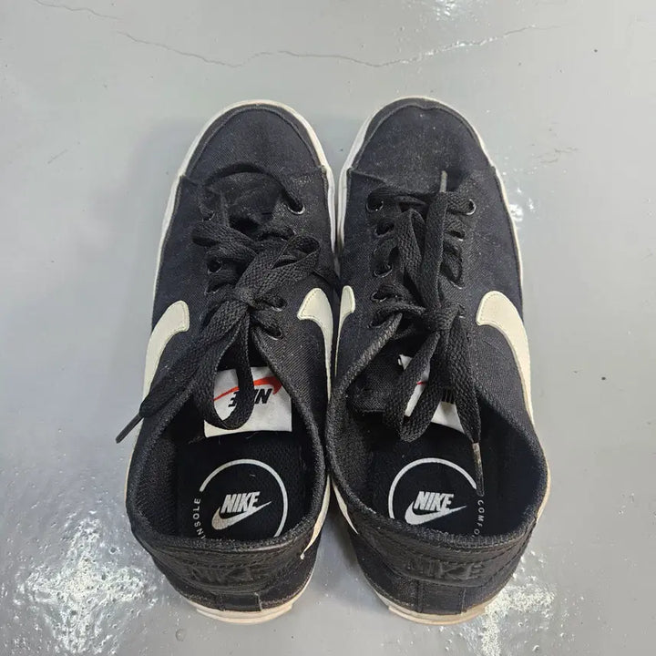 [BUNJANG] Nike Code Legacy Sneakers / 240 나이키 코드 레거시 스니커즈 0415Y
