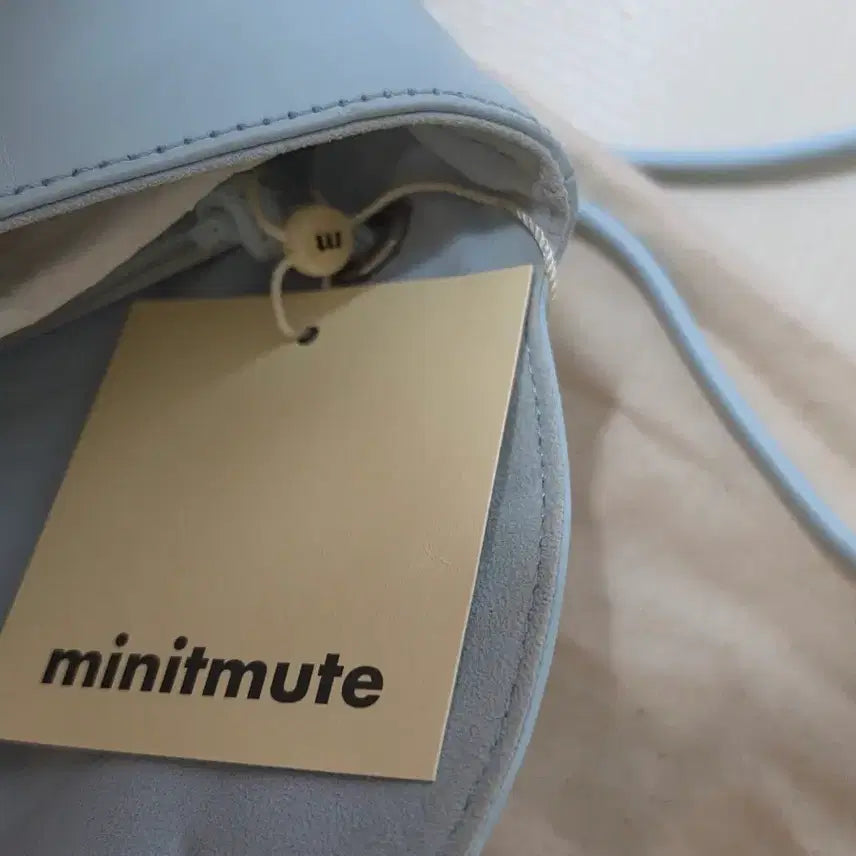 [BUNJANG] Minitmute BERCA Bag Lake Blue Handbag / 미닛뮤트 BERCA BAG 베르카백 레이크블루 가방