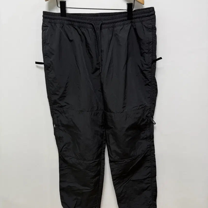 [SOLD OUT] (P43) 필라 나일론 트레이닝 팬츠
