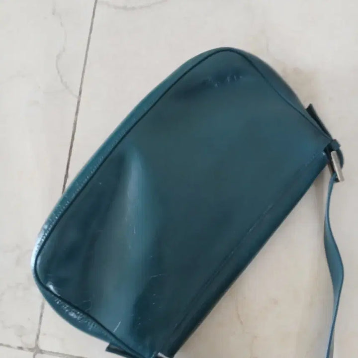[BUNJANG] RAIVE Luke Bag / RAIVE 레이브 천연가죽 루크백