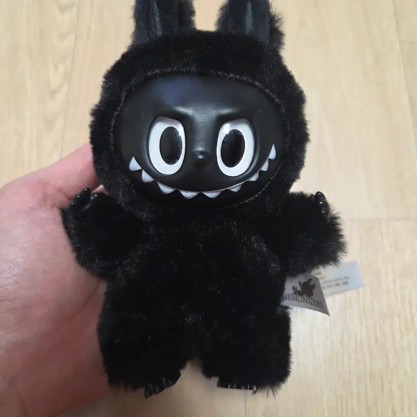 [BUNJANG] Labubu Black Character Plush Keychain / 블랙 라부부 인형 키링