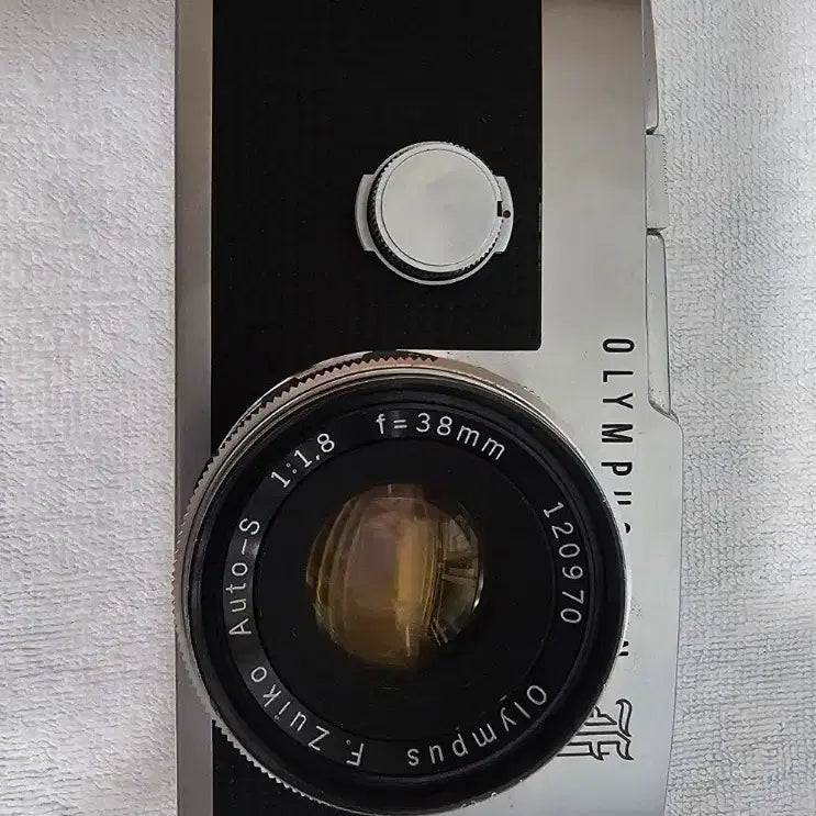 [BUNJANG] Olympus Pen F Half Frame Film Camera with Zuiko 38mm f/1.8 Lens / 올림푸스 pen f 하프 필름카메라 팝니다.