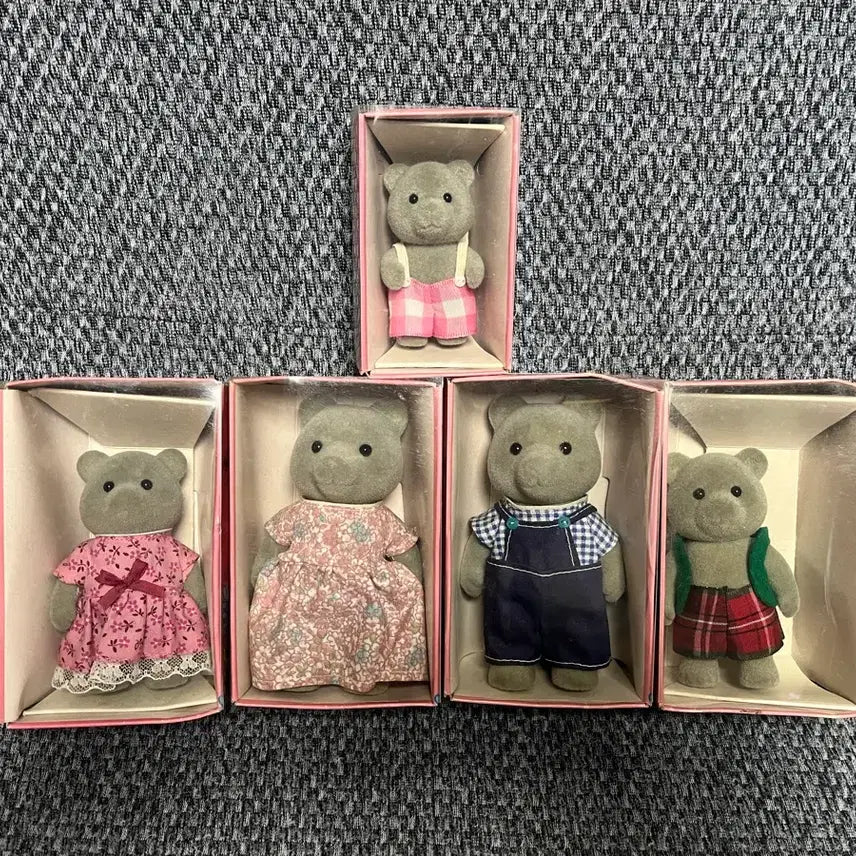 [SOLD OUT] 실바니안 올드 초기 회색곰 가족
