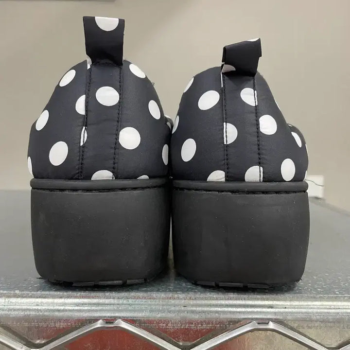 [BUNJANG] Soo Boo Vamp Platform Dot Shoes / 수부 뱀프 플랫폼 도트 25cm