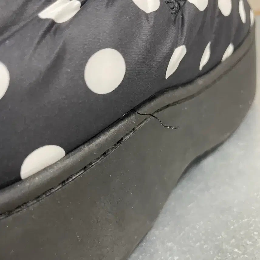 [BUNJANG] Soo Boo Vamp Platform Dot Shoes / 수부 뱀프 플랫폼 도트 25cm