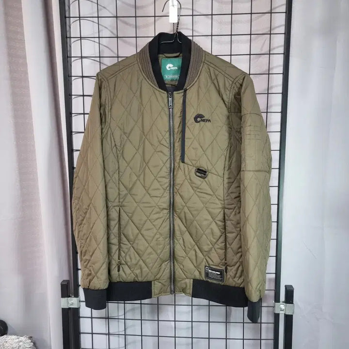 [BUNJANG] Nepa Diamond Quilted Bomber Jacket (Women&