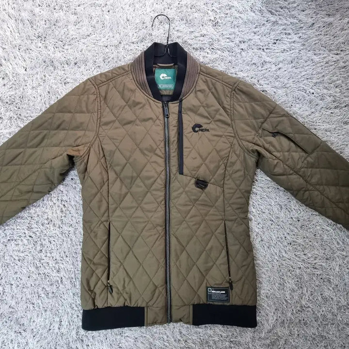 [BUNJANG] Nepa Diamond Quilted Bomber Jacket (Women&