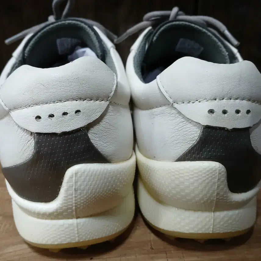 [SOLD OUT] 에코 바이옴 흰색 골프화 255mm