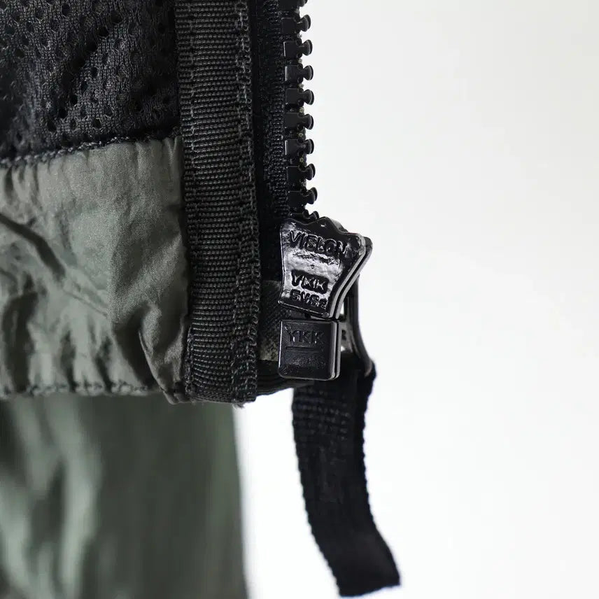 [SOLD OUT] 스톤아일랜드 멤브라나 바람막이 카키 L팝니다.