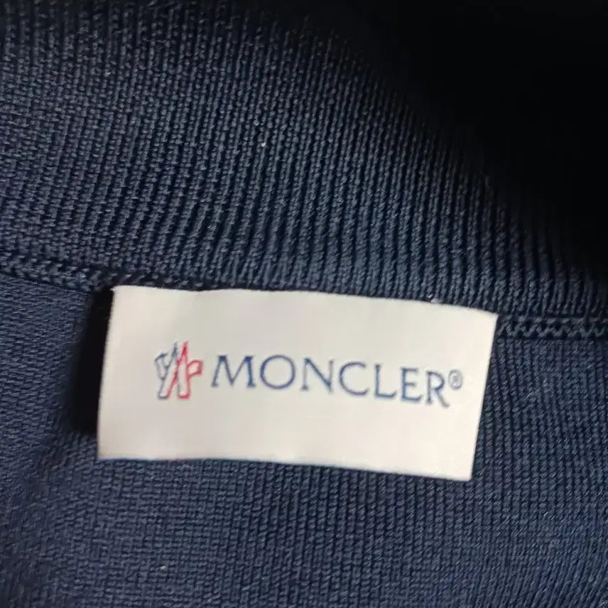 [SOLD OUT] 정품 몽클레어 니트패딩 집업 가디건