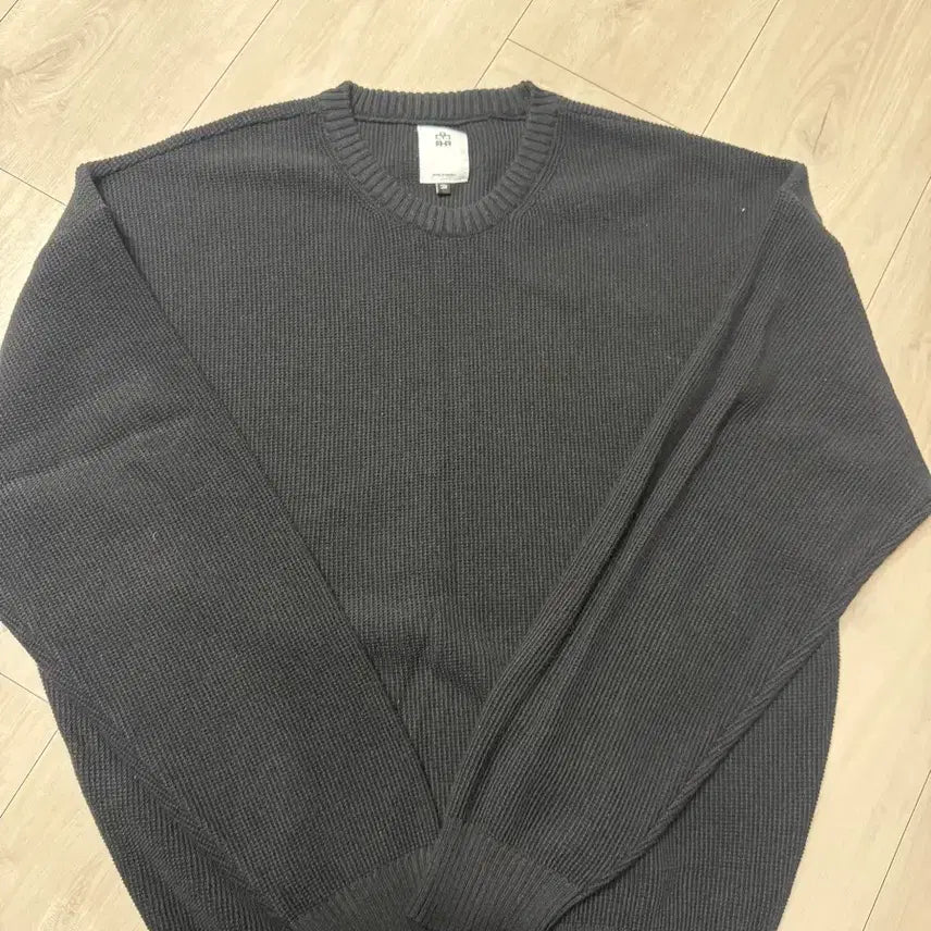 [BUNJANG] Polytel Lettering Knit Black Size 3 / 폴리테루 레터링 니트 블랙 3