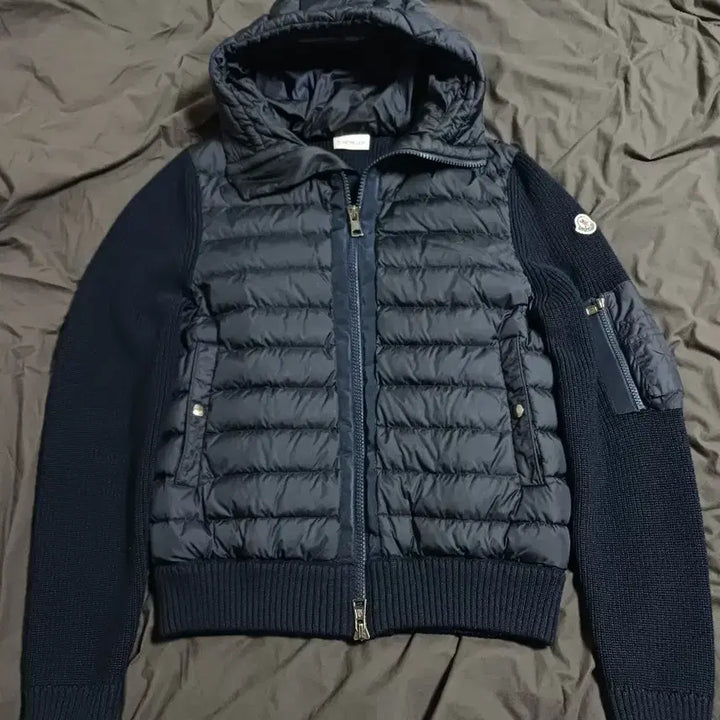 [SOLD OUT] 정품 몽클레어 후드 니트패딩 울 가디건