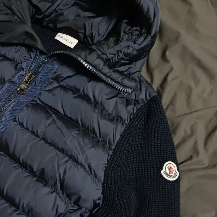[SOLD OUT] 정품 몽클레어 후드 니트패딩 울 가디건