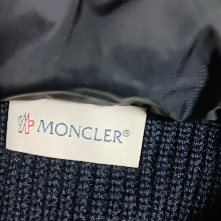 [SOLD OUT] 정품 몽클레어 후드 니트패딩 울 가디건