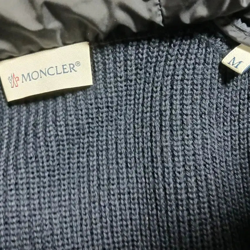 [SOLD OUT] 정품 몽클레어 후드 니트패딩 울 가디건