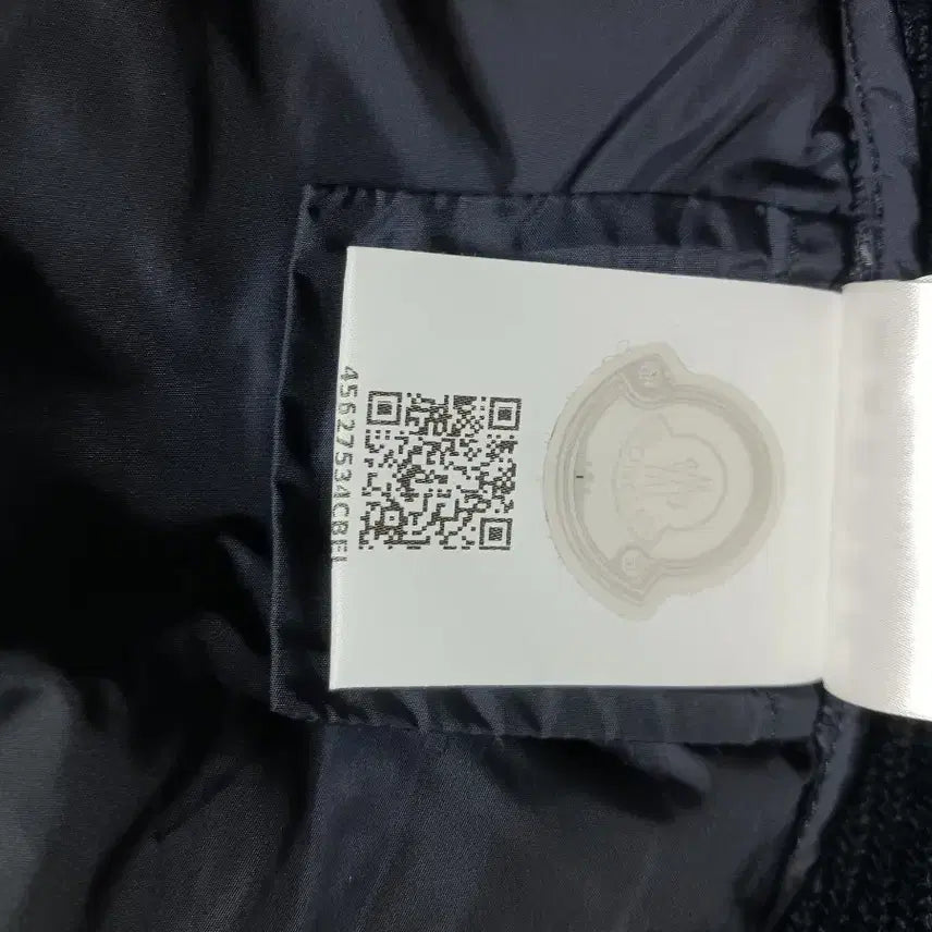 [SOLD OUT] 정품 몽클레어 후드 니트패딩 울 가디건