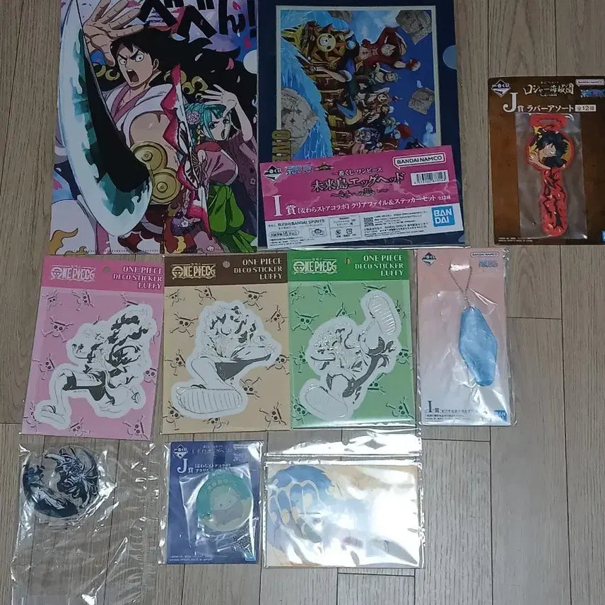 [BUNJANG] One Piece Bundle Set Merchandise / 원피스 굿즈(아크릴,스티커,키링 등)