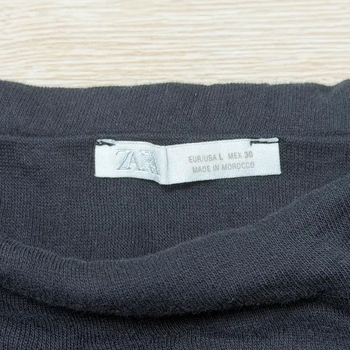[SOLD OUT] (새상품) 자라 오프숄더 L