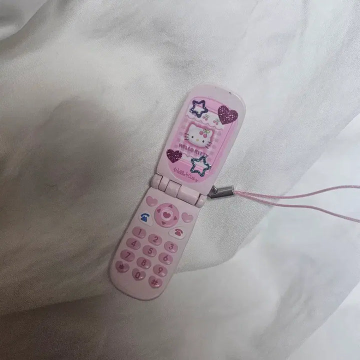 [BUNJANG] Hello Kitty Feature Phone Keyring / 키티 헤이세이 코갸루 피쳐폰 키링