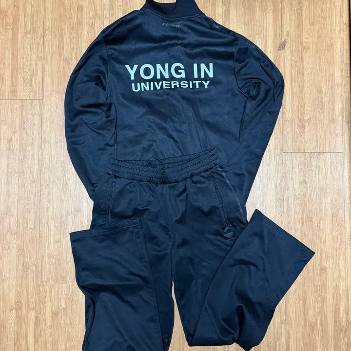 [BUNJANG] Yongin University Training Setup Tracksuit / 용인대학교 셋업