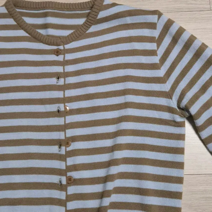 [BUNJANG] Striped Knit Cardigan / 줄무늬 스트라이프 니트 가디건