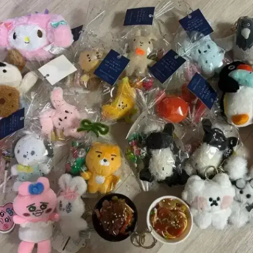 [SOLD OUT] 캐릭터 인형 키링 판매합니다.