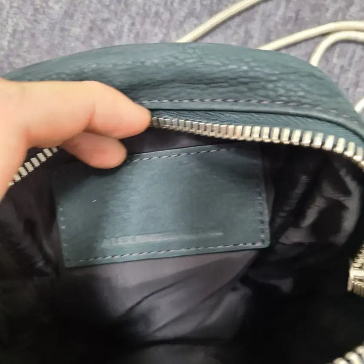 [BUNJANG] Alexander Wang Suede Leather Crossbody Bag / 알렉산더왕 스웨이드 레더 크로스백